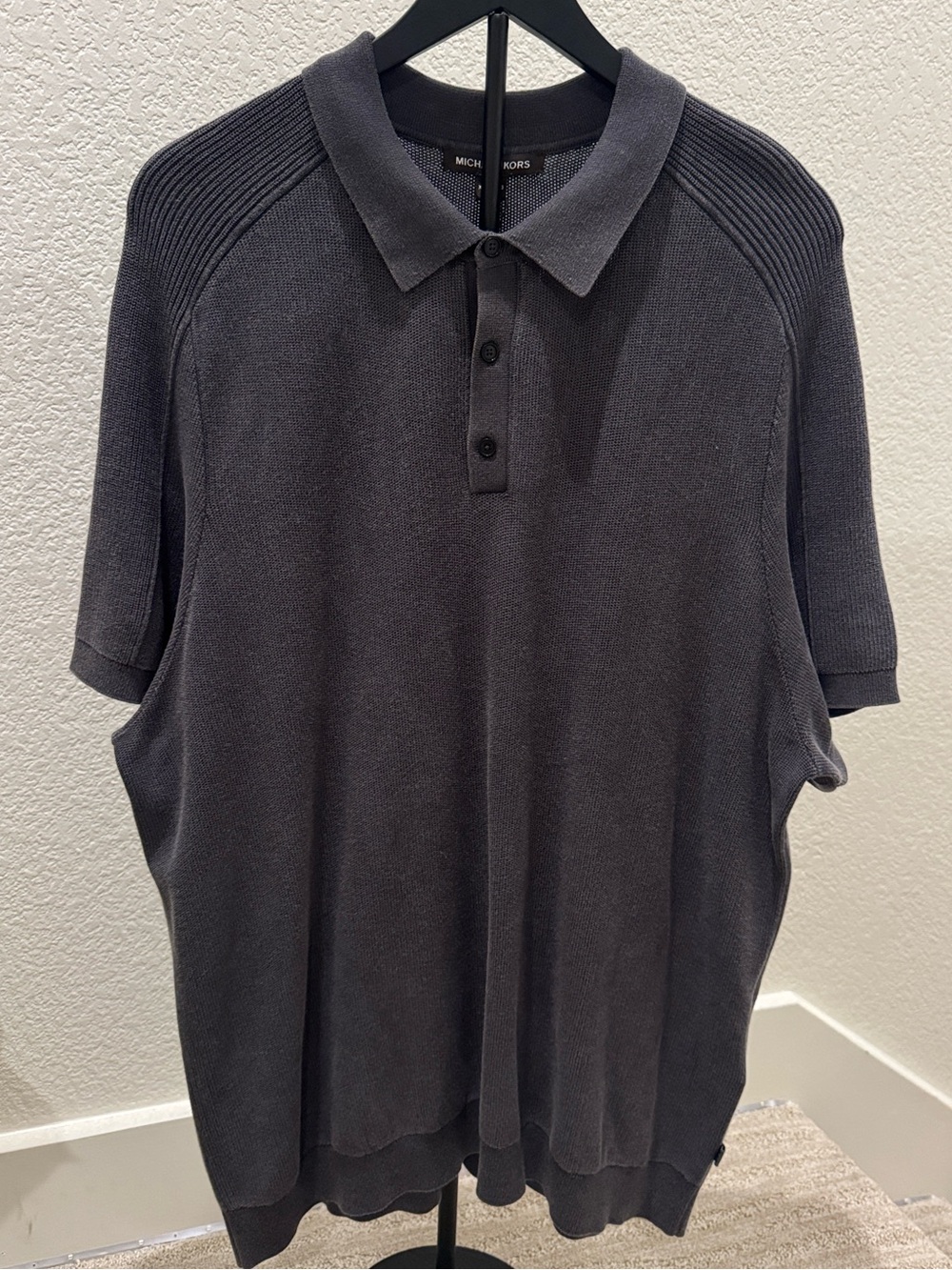 KORS Michael Kors Men's Dark Charcoal Knit Polo Spring 25. Size XXL . NEW !!